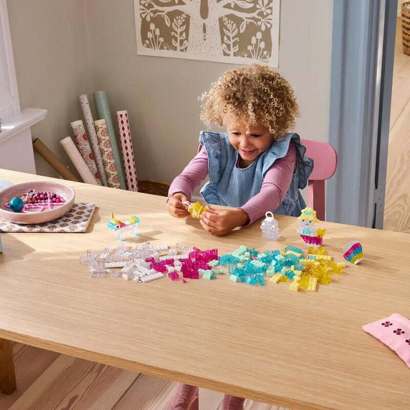 LEGO Classic Magical Transparent Box image number 3