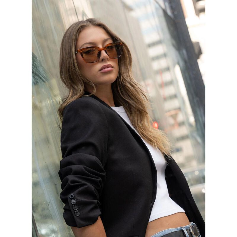 Otra Bree Squared Oversized Sunglasses image number 2