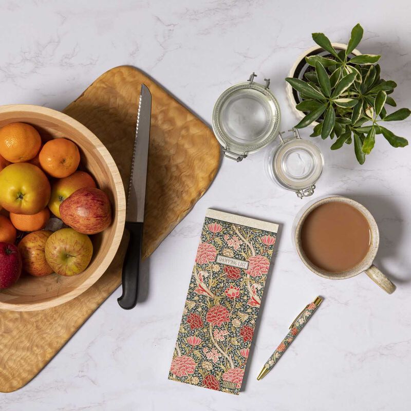 Image Gallery Morris Cray: Shopping List A image number 2