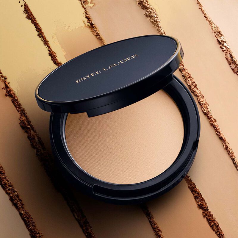Double Wear Stay-In-Place Matte Powder Veil image number 14