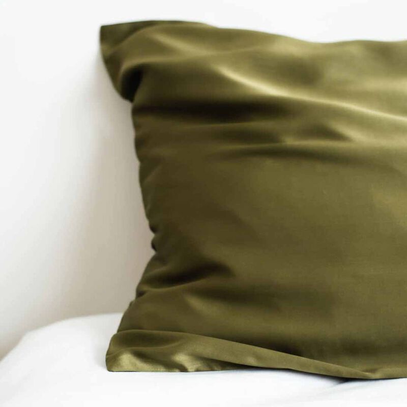 Home Lab 100% Pure Silk Pillowcase image number 18