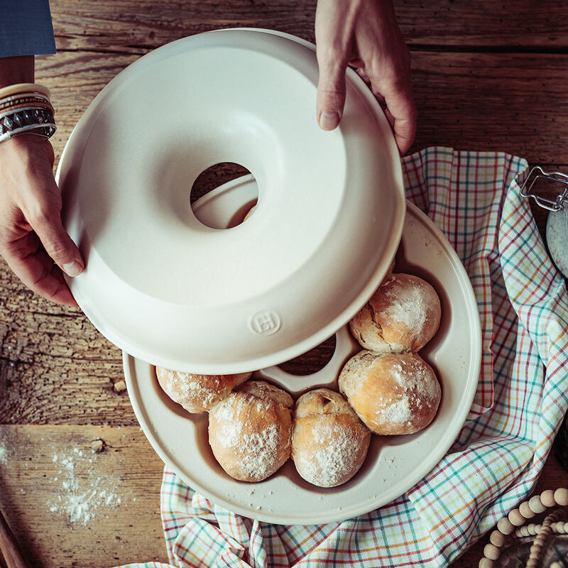 Emile Henry Bread Loaf Baker Crown - Linen image number 2