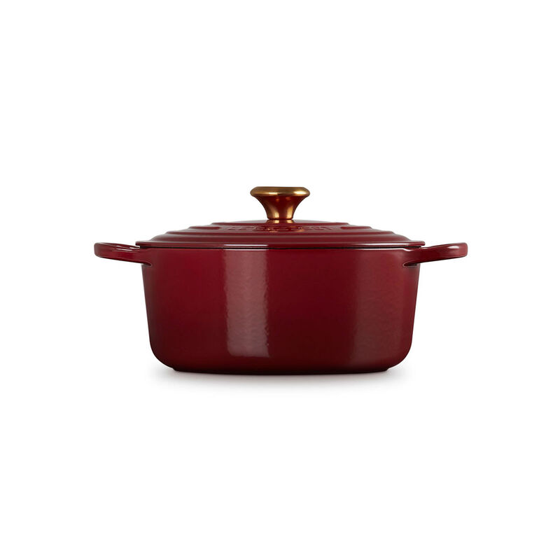 Le Creuset Signature Cast Iron Round Casserole 26cm image number 22