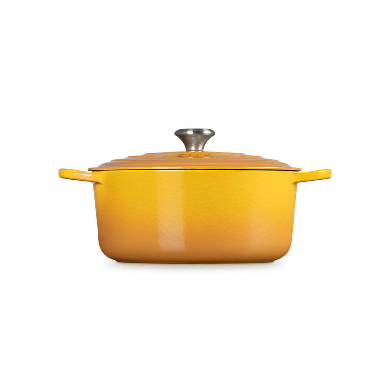 Le Creuset Signature Cast Iron Round Casserole 28cm image number 36