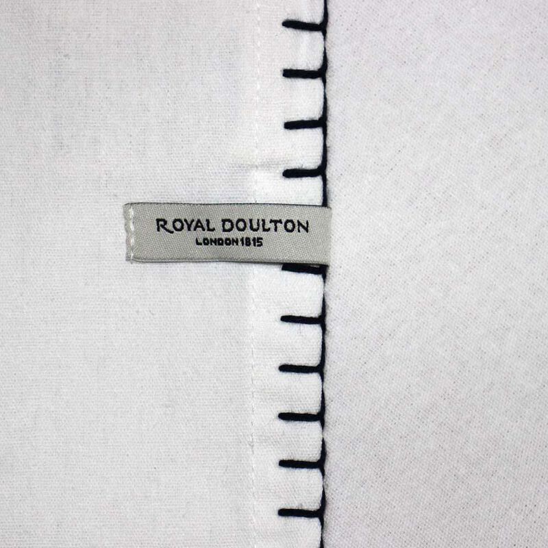 Royal Doulton Pacific Blue Tablecloth 150x230cm image number 1