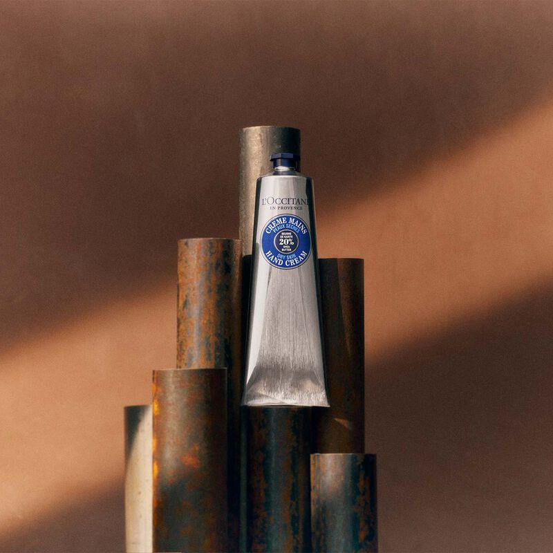L'Occitane Shea Butter Hand Cream 150ml image number 3