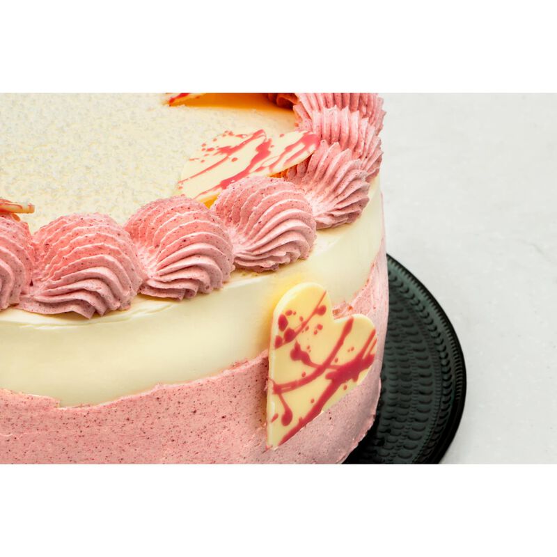 Ballantynes Classic Cakes Raspberry & Cream Cake image number 2