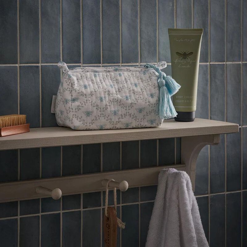 Sophie Allport Wash Bag Quilted Cotton Small - Bees & Leaves image number 3
