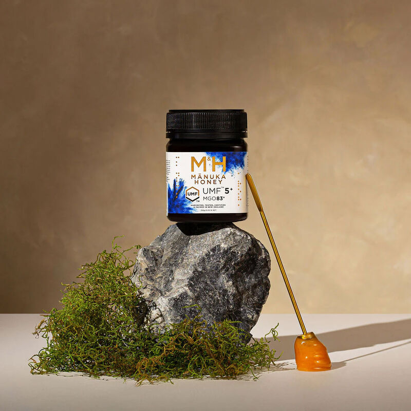 M&H Manuka Honey UMF 5+ 250G image number 1