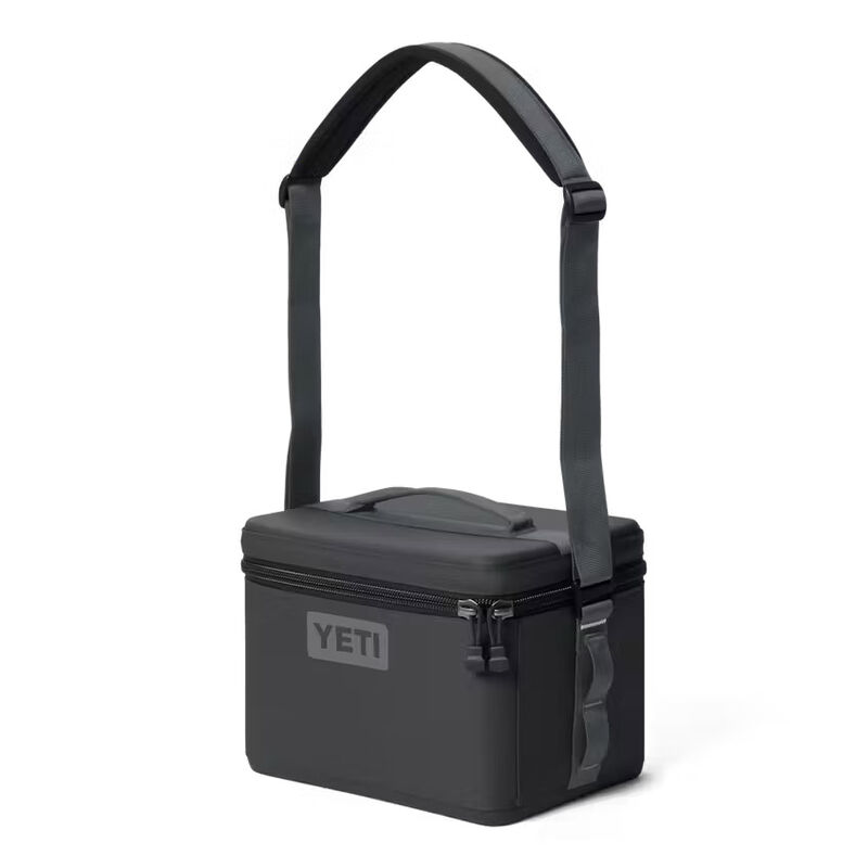 YETI Daytrip&reg; 9L Insulated Lunch Box image number 3