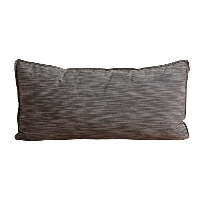 HOMMEY. Lumbar Cushion Raisin image number 0