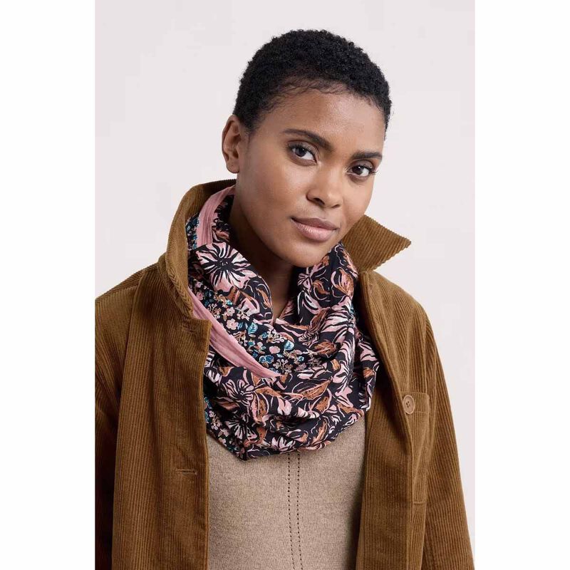 Seasalt Cornwall New Everyday Circle Scarf Mallow Bloom Border Pink Grass image number 1