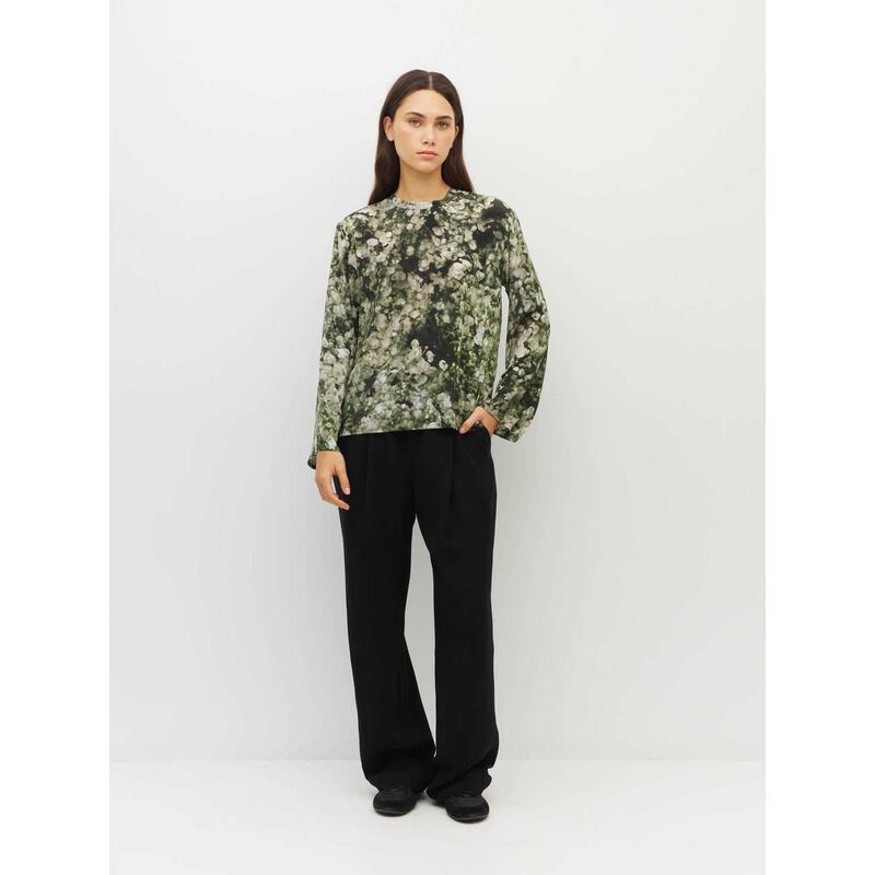 Juliette Hogan Long Sleeve Fancy Top image number 3