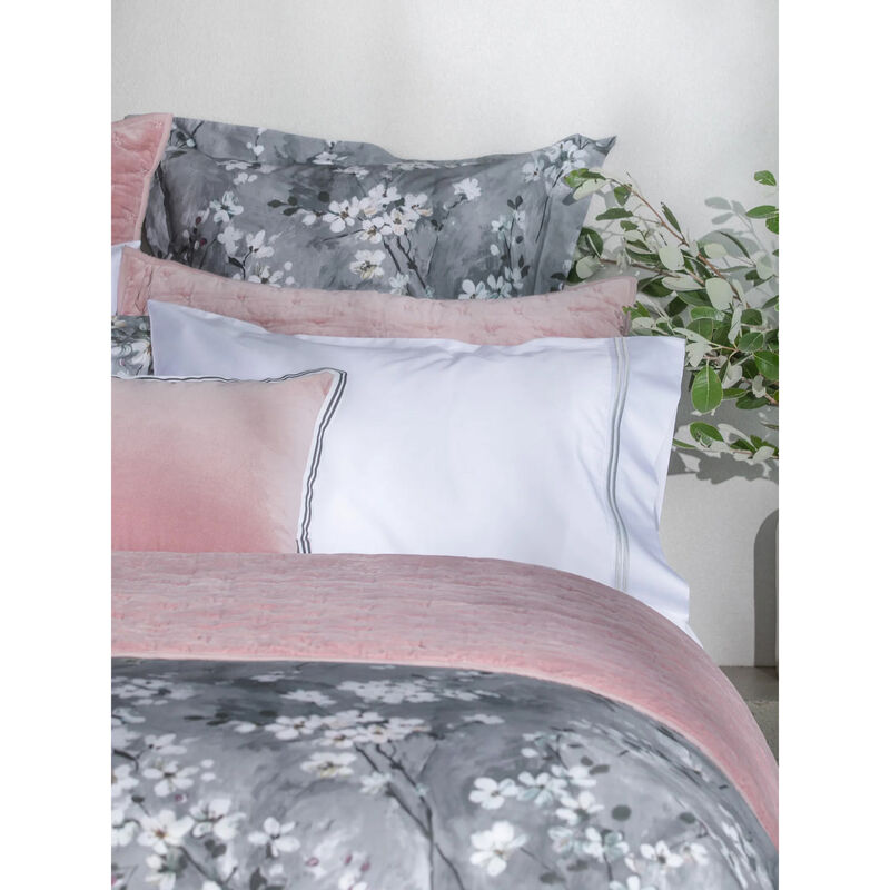 Wallace Cotton Monarch Standard Pillowcase Set image number 1
