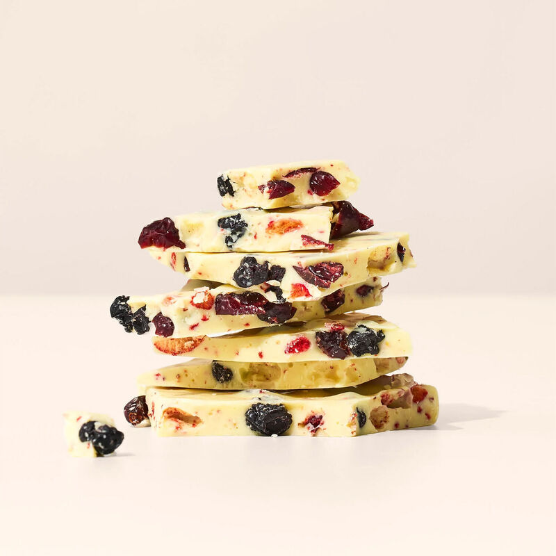 Bennetts of Mangawhai Slab 140g - Berry White image number 1