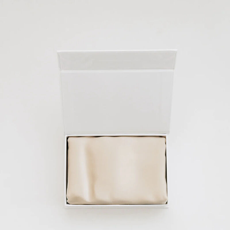 Home Lab 100% Pure Silk Pillowcase image number 1