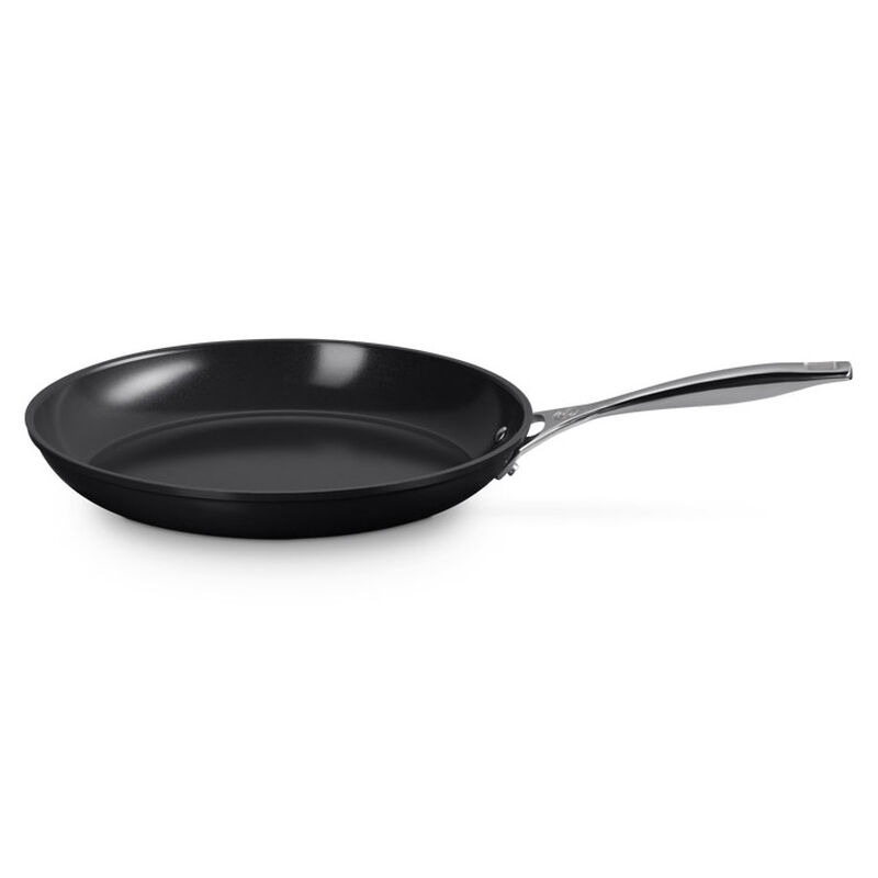 Le Creuset ENSC Shallow Frying Pan 30cm image number 0