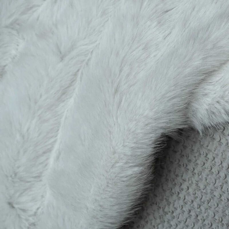 Top Drawer Husky Fur Throw 150x200cm image number 1