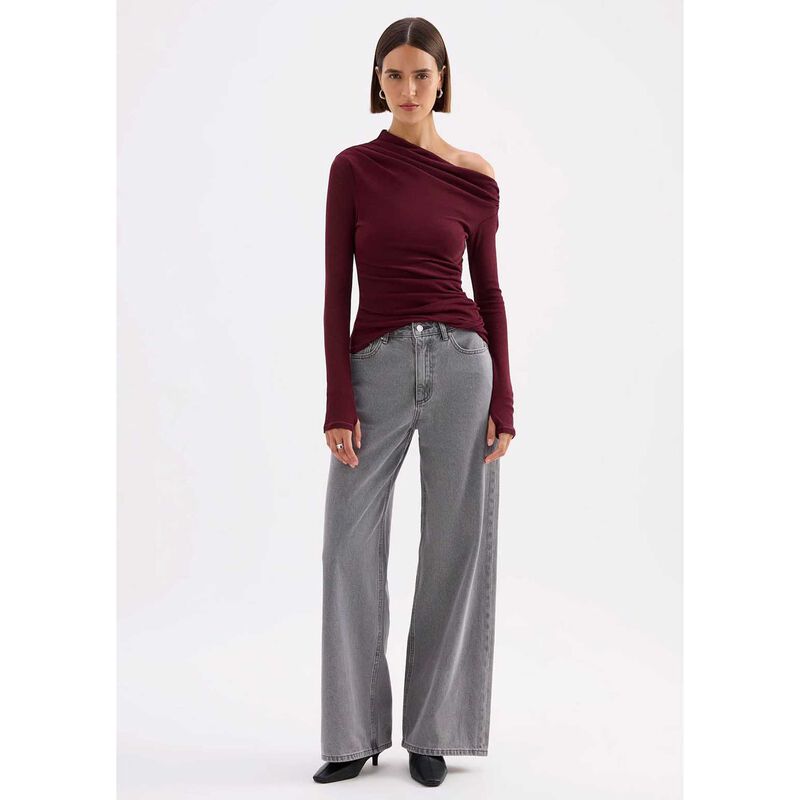 Nude Lucy Calvi Boyfriend Jean image number 3