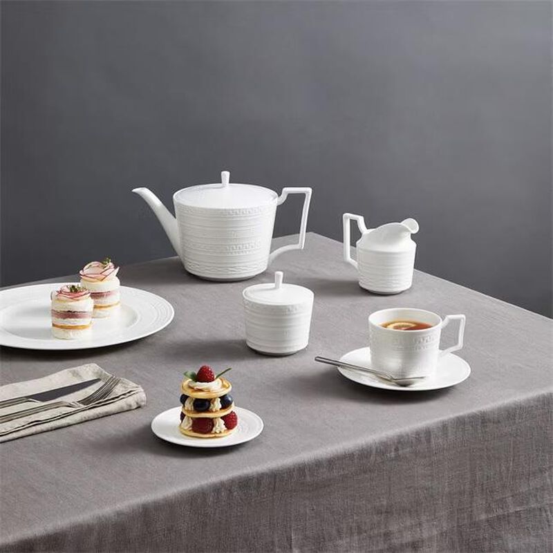 Wedgwood Intaglio Teacup & Saucer 220ml image number 3