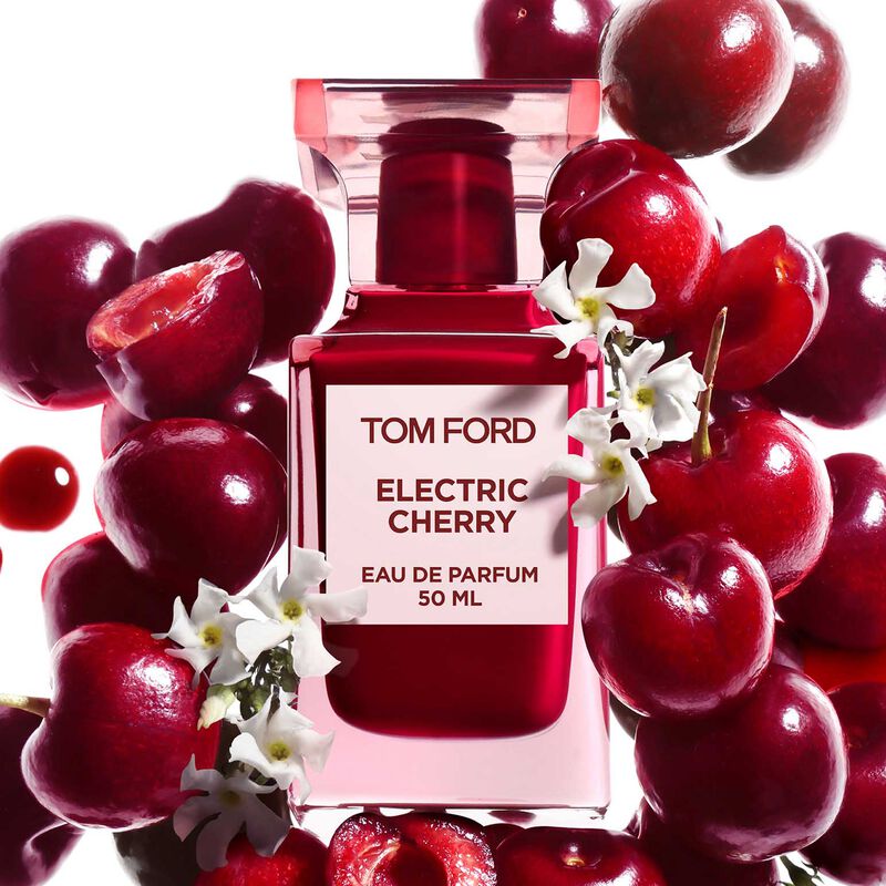 Tom Ford Electric Cherry All Over Body Spray 150ml image number 1