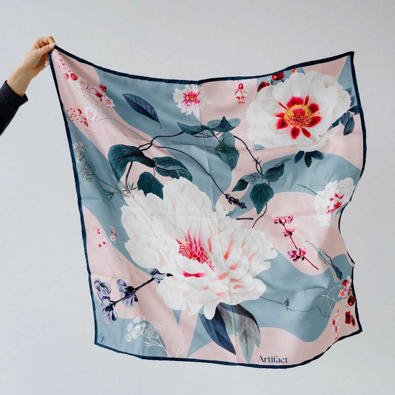 Artifact Liora Bloom Scarf image number 1