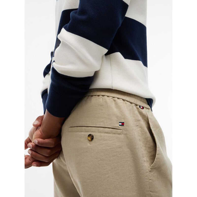 Tommy Hilfiger Dover Regular Straight Linen Blend Chino Shorts image number 2