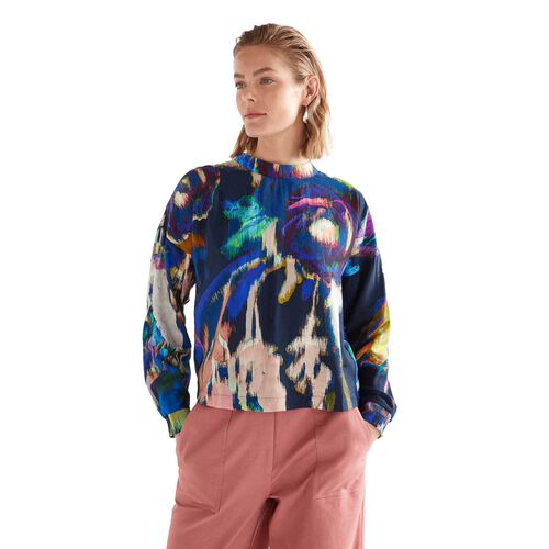 ELK Moda Turtle Neck Top