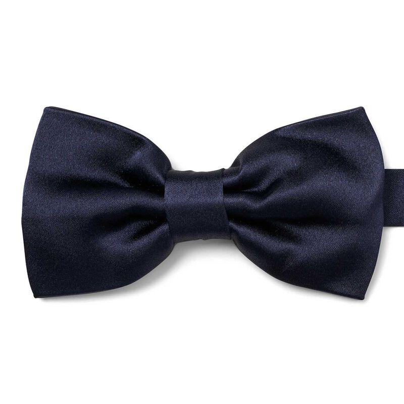Joe Black Plain Bowtie image number 0