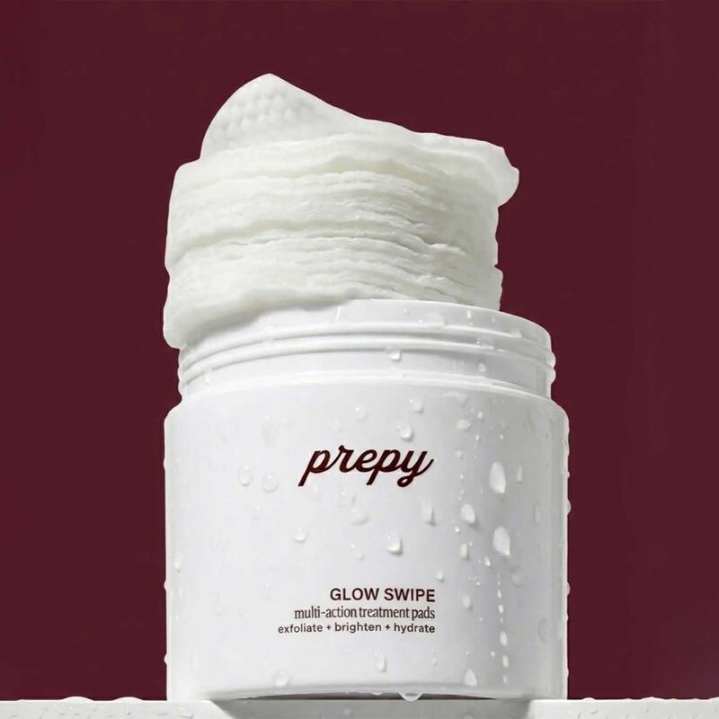 Max and Louie Prepy Glow Swipe Exfoliating Pads image number 1