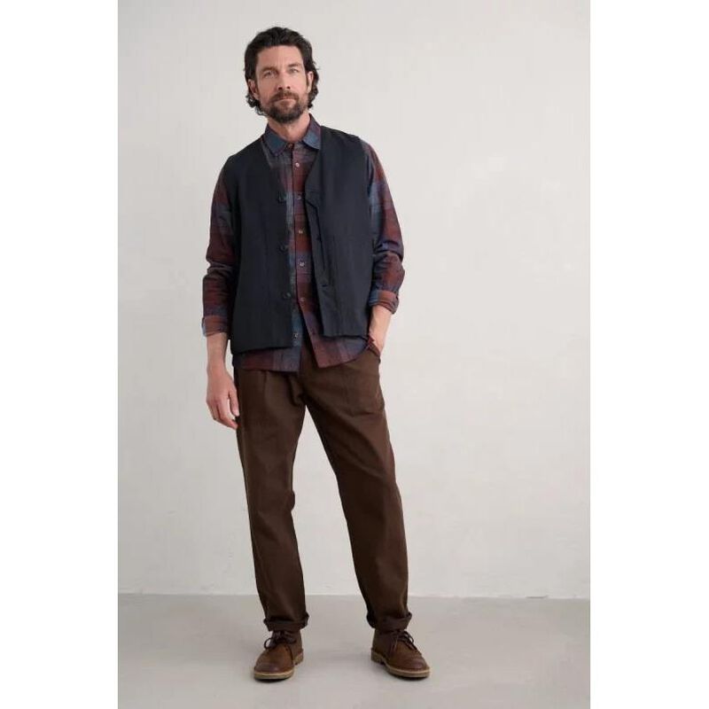 Seasalt Cornwall Men's Shoreman Shirt Long Ships Bitter Cocoa image number 3