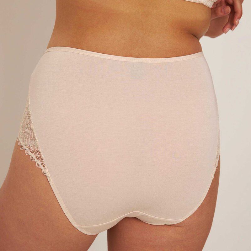 OHEN The Highrise Brief image number 13
