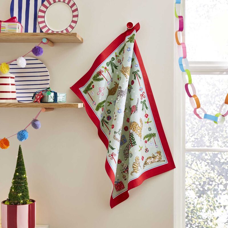 Ulster Weavers Christmas Cats Cotton Tea Towel image number 1