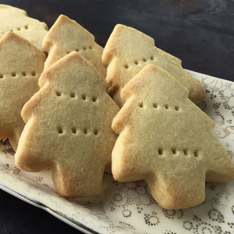Pohutukawa Pantry All Butter Shortbread Christmas Trees Box of 8 175g image number 1