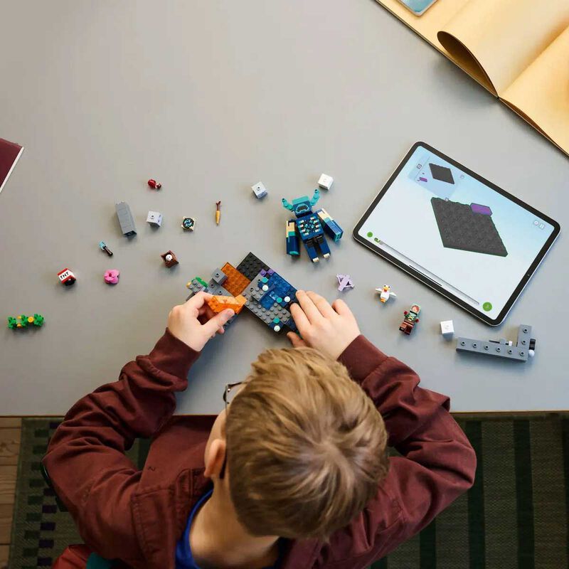 LEGO Minecraft The Warden Encounter image number 3