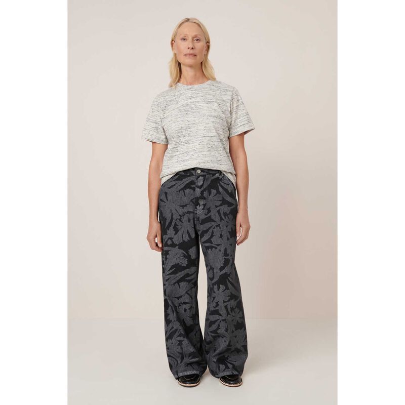 Kowtow Standard Tee image number 3