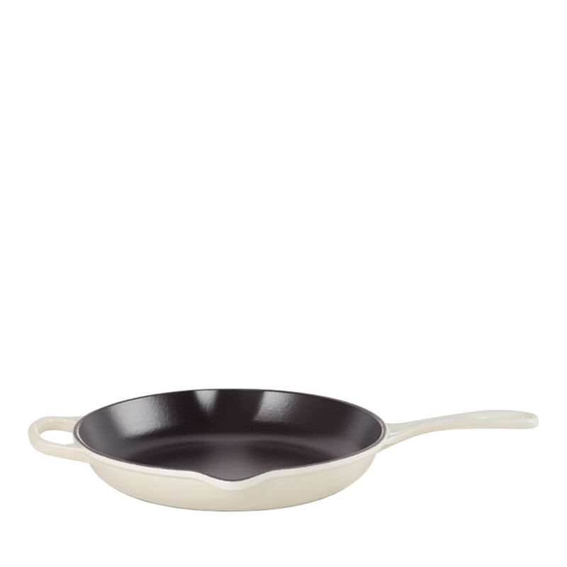 Le Creuset Cast Iron Round Skillet 26cm - Meringue image number 0