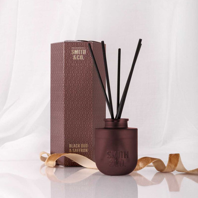 Smith & Co. Black Oud & Saffron Festive Diffuser 100ml image number 2