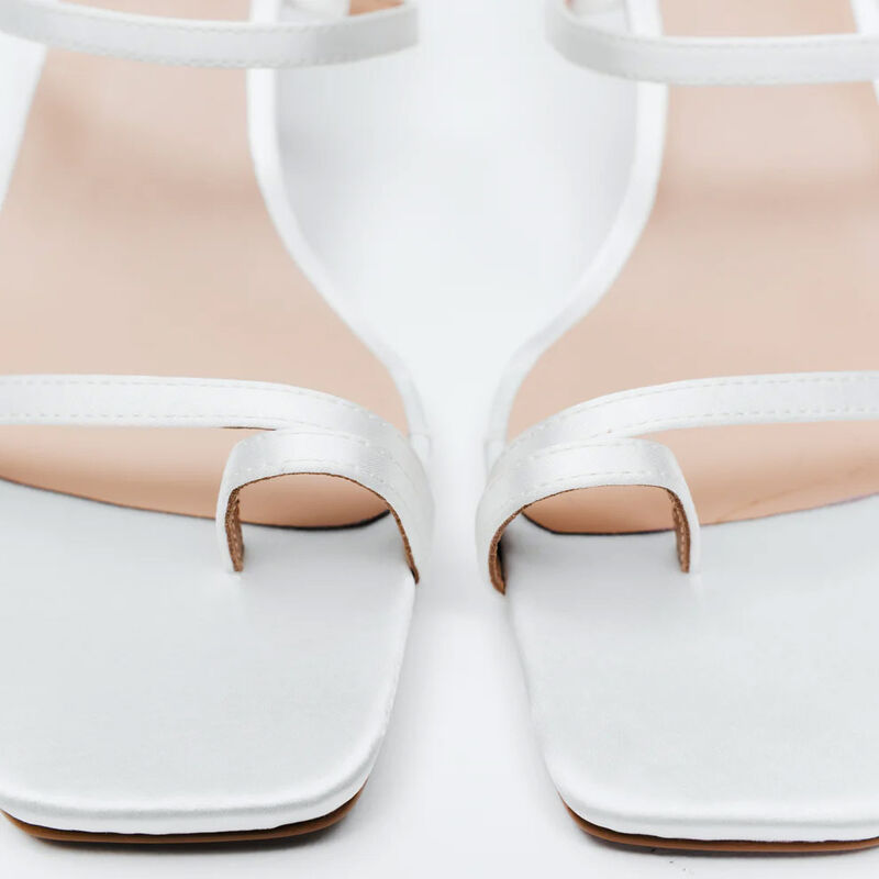 LANA WILKINSON Torrance Sandal image number 2