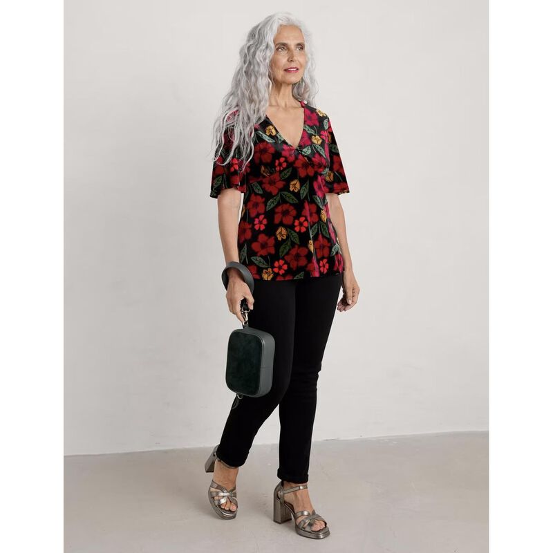 Seasalt Cornwall Capsule Top Collaged Rose Onyx Carmine image number 3