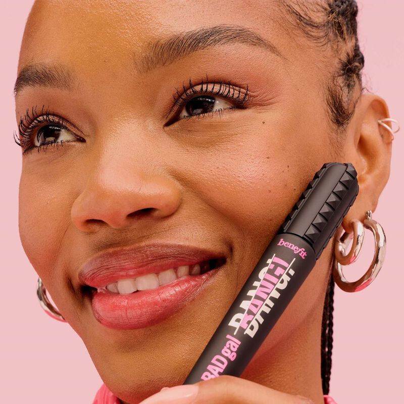 benefit BADgal BANG! Volumizing Mascara image number 2