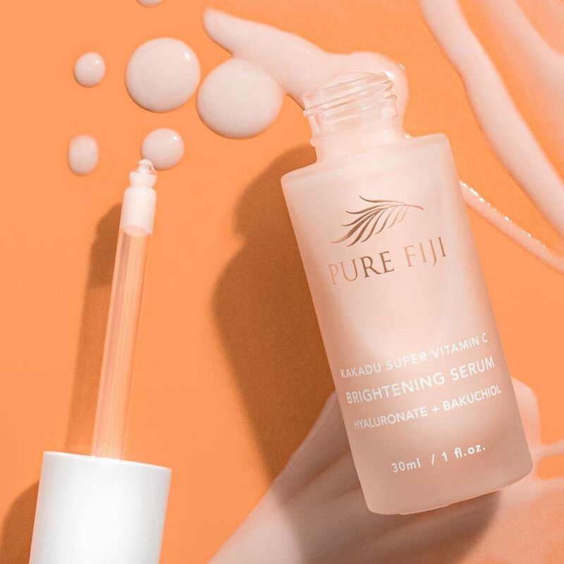Pure Fiji Vitamin C Brightening Serum 30ml image number 2