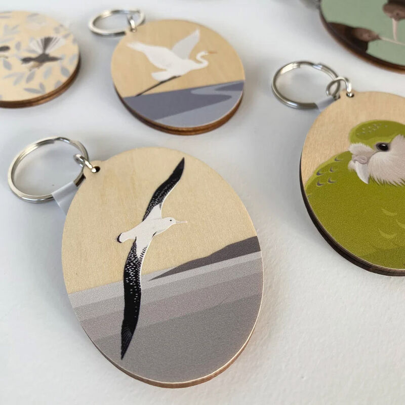 Hansby Design Tui Regal Green Keytag image number 1
