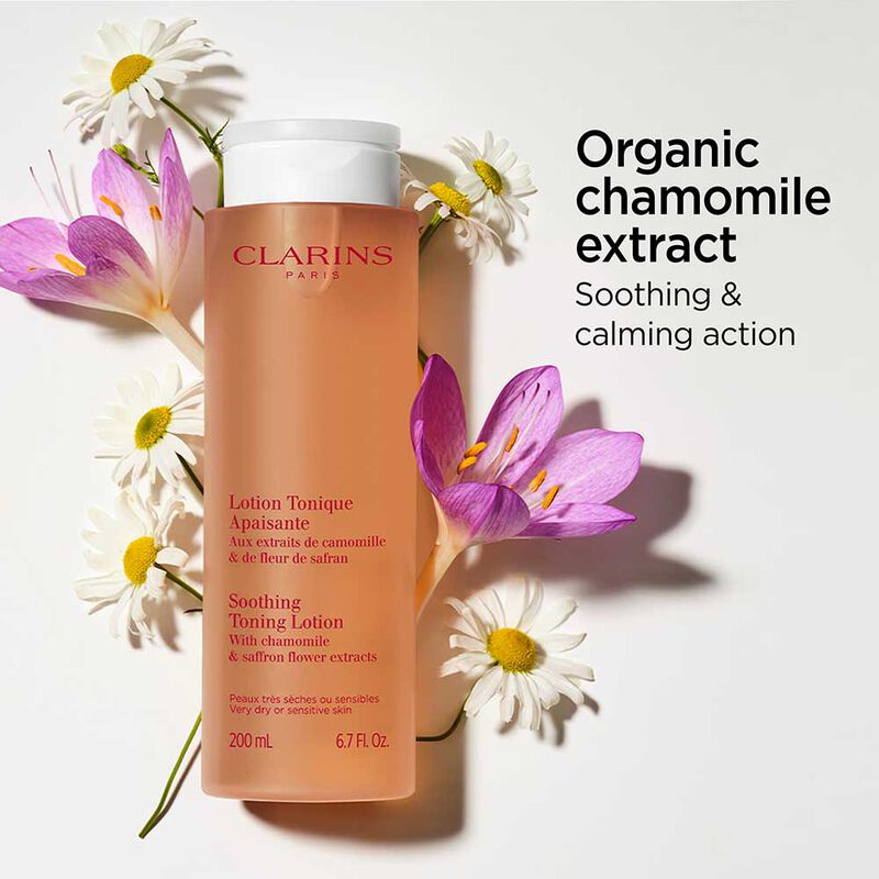 Clarins Cleansing Essentials Sensitive Skin Set image number 3
