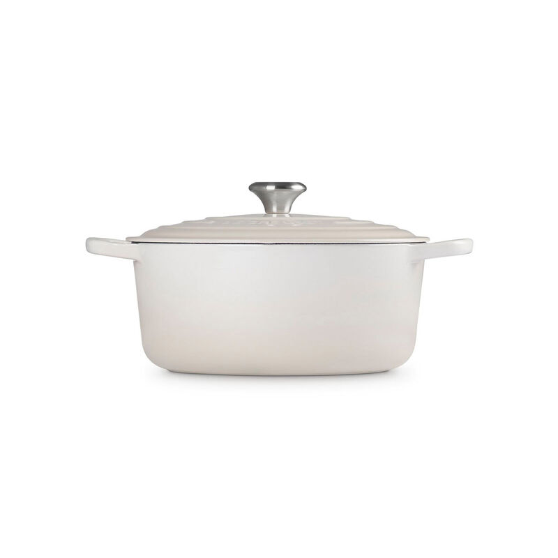 Le Creuset Signature Cast Iron Round Casserole 28cm image number 32