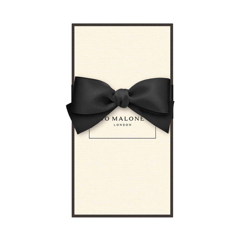 Jo Malone London Pine & Eucalyptus Room Spray 100ml image number 2