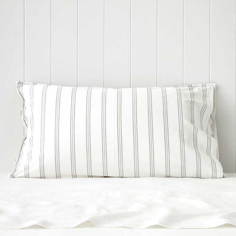 Wallace Cotton Meant To Bee Quilt Standard Pillowcase image number 1