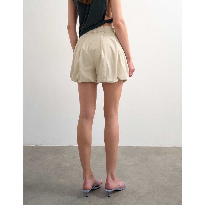 TOPSHOP Freya Bubble Hem Cargo Short image number 1
