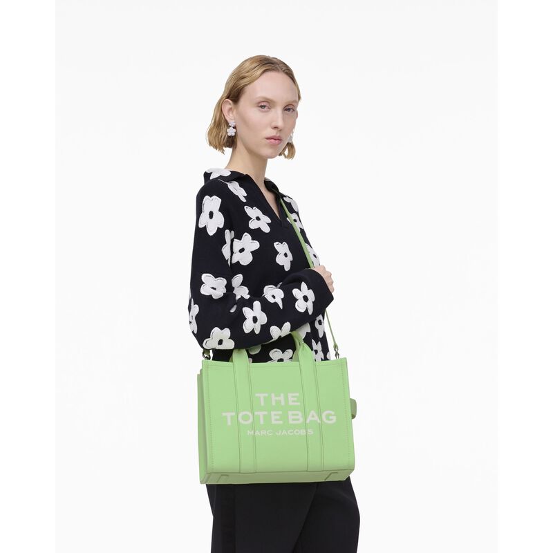 MARC JACOBS The Leather Medium Tote Bag image number 1