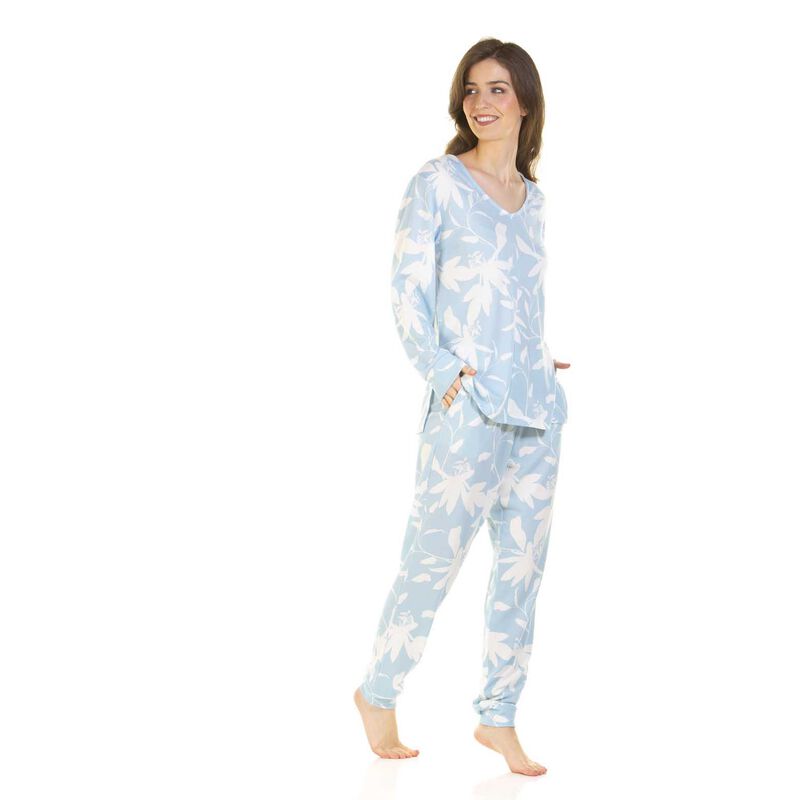 La Marquise Floral Deluxe Long Sleeve V-Neck Pyjama image number 2